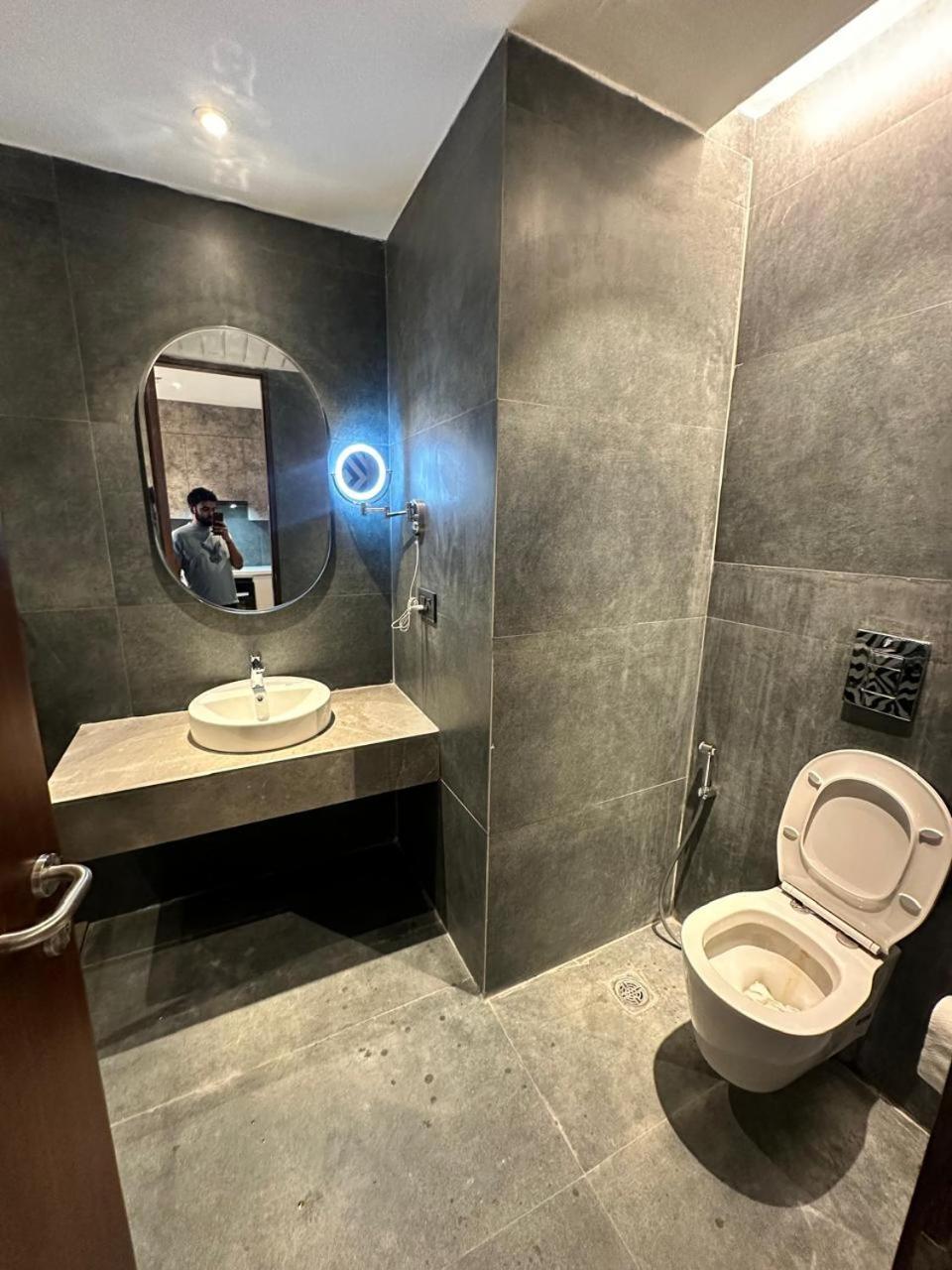 Aparthotel Urban Abodes Ghaziabad Zewnętrze zdjęcie